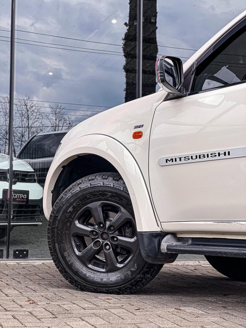 L200 TRITON 3.2 HPE 4X4 CD 16V TURBO INTERCOOLER DIESEL 4P AUTOMÁTICO - 2010 - CANELA