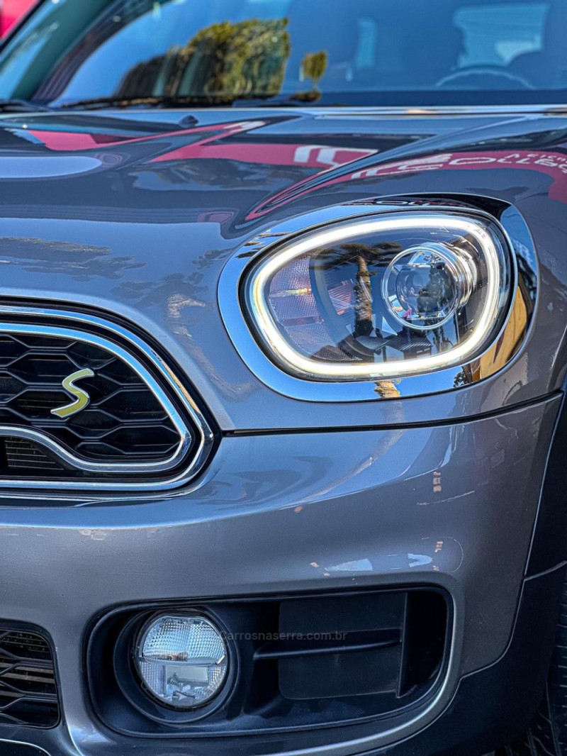 COUNTRYMAN 1.5 S E ALL4 TOP 4X4 224CV TURBO HÍBRIDO 4P AUTOMÁTICO - 2019 - CANELA