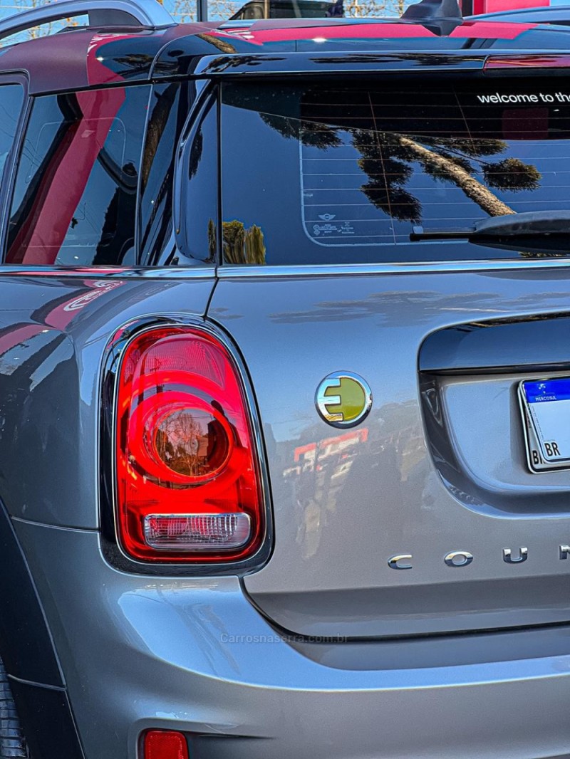 COUNTRYMAN 1.5 S E ALL4 TOP 4X4 224CV TURBO HÍBRIDO 4P AUTOMÁTICO - 2019 - CANELA