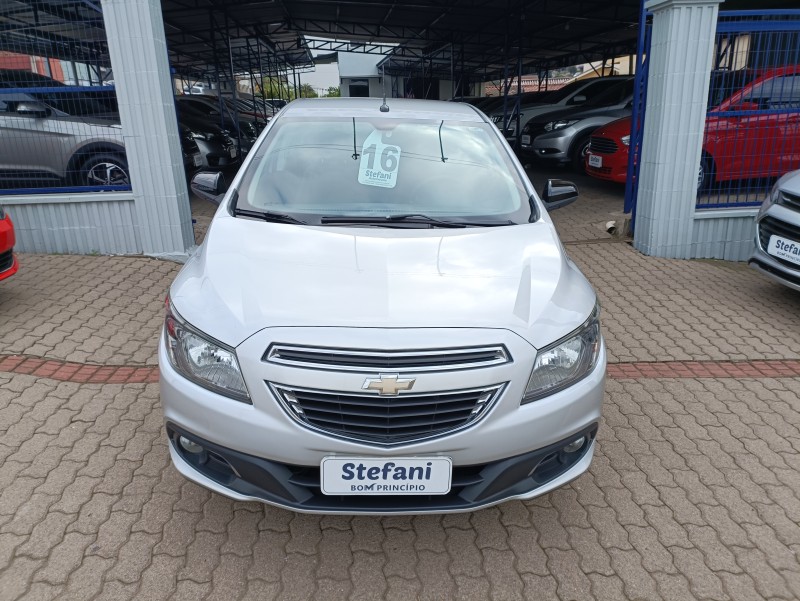 PRISMA 1.4 MPFI ADVANTAGE 8V FLEX 4P AUTOMÁTICO - 2016 - BOM PRINCíPIO