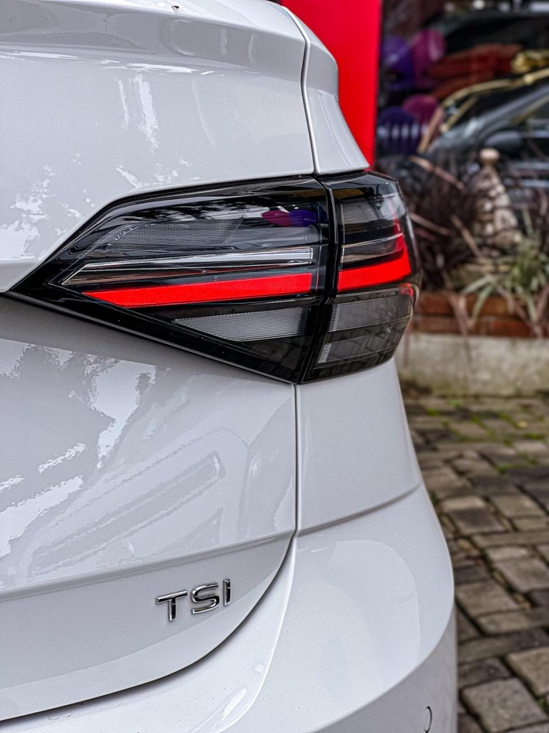 VIRTUS 1.0 TSI FLEX 4P AUTOMATICO - 2024 - CANELA
