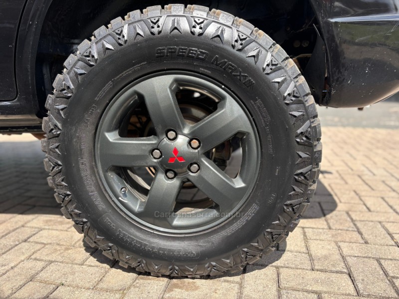 PAJERO TR4 2.0 4X4 16V 140CV FLEX 4P MANUAL - 2009 - CANELA