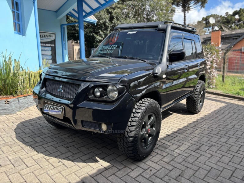 PAJERO TR4 2.0 4X4 16V 140CV FLEX 4P MANUAL