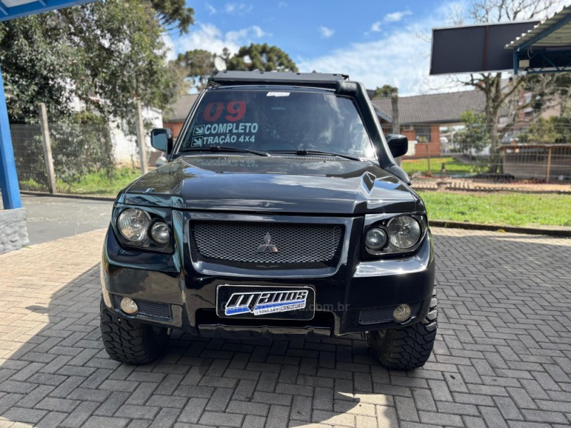 PAJERO TR4 2.0 4X4 16V 140CV FLEX 4P MANUAL - 2009 - CANELA