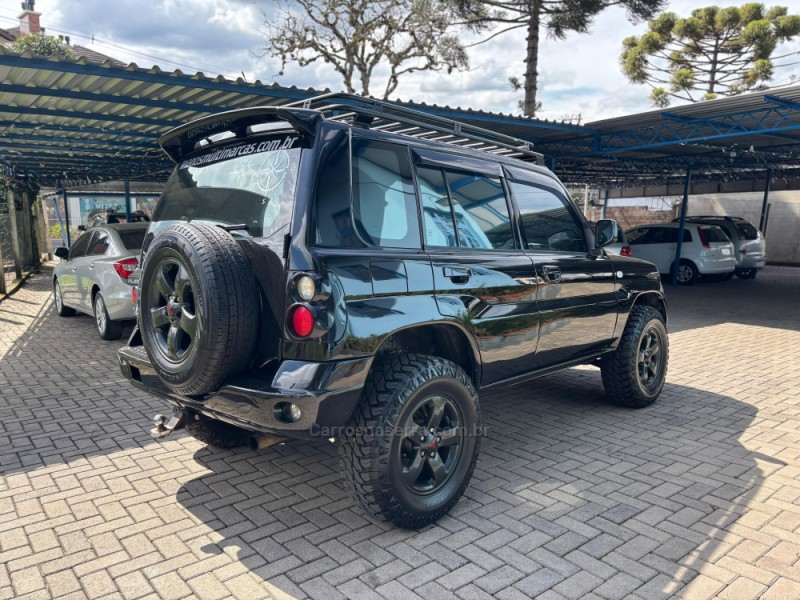 PAJERO TR4 2.0 4X4 16V 140CV FLEX 4P MANUAL - 2009 - CANELA