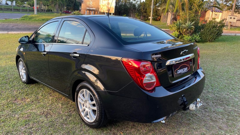 SONIC 1.6 LTZ SEDAN 16V FLEX 4P AUTOMÁTICO - 2013 - BOM PRINCíPIO
