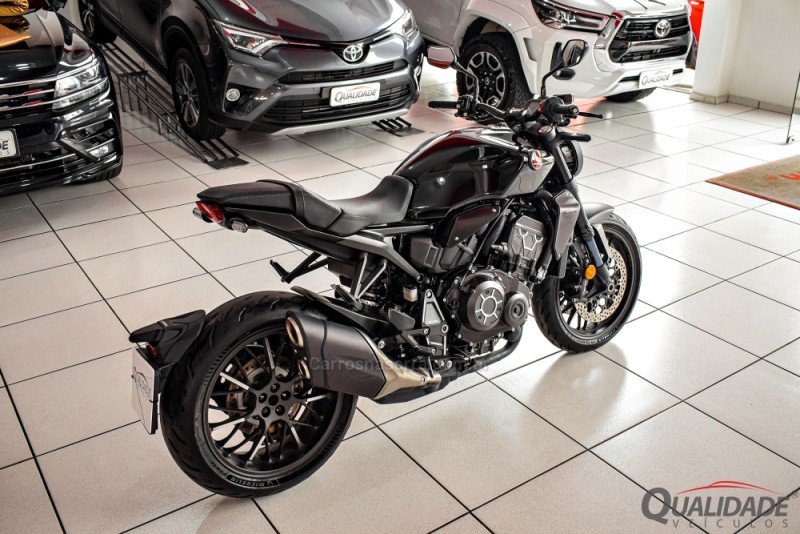 CB 1000R BLACK EDITION ABS - 2023 - SANTA CRUZ DO SUL