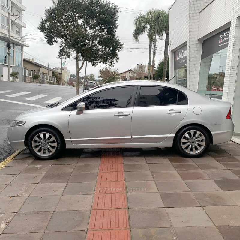 CIVIC 1.8 LXL 16V FLEX 4P MANUAL - 2010 - FLORES DA CUNHA