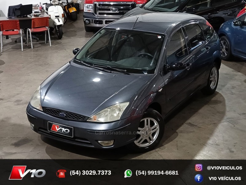 FOCUS 1.6 GL 8V GASOLINA 4P MANUAL - 2004 - CAXIAS DO SUL