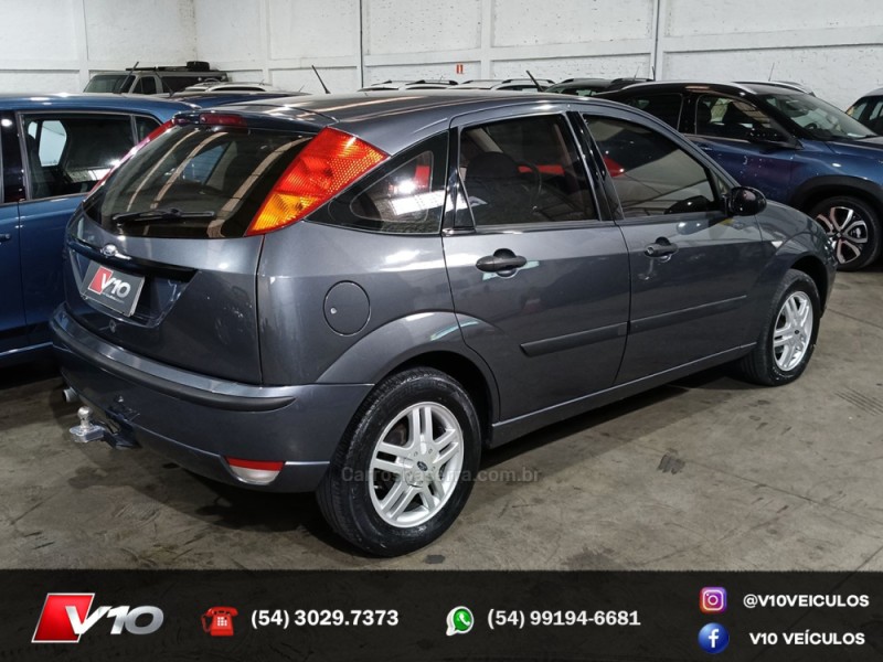 FOCUS 1.6 GL 8V GASOLINA 4P MANUAL - 2004 - CAXIAS DO SUL