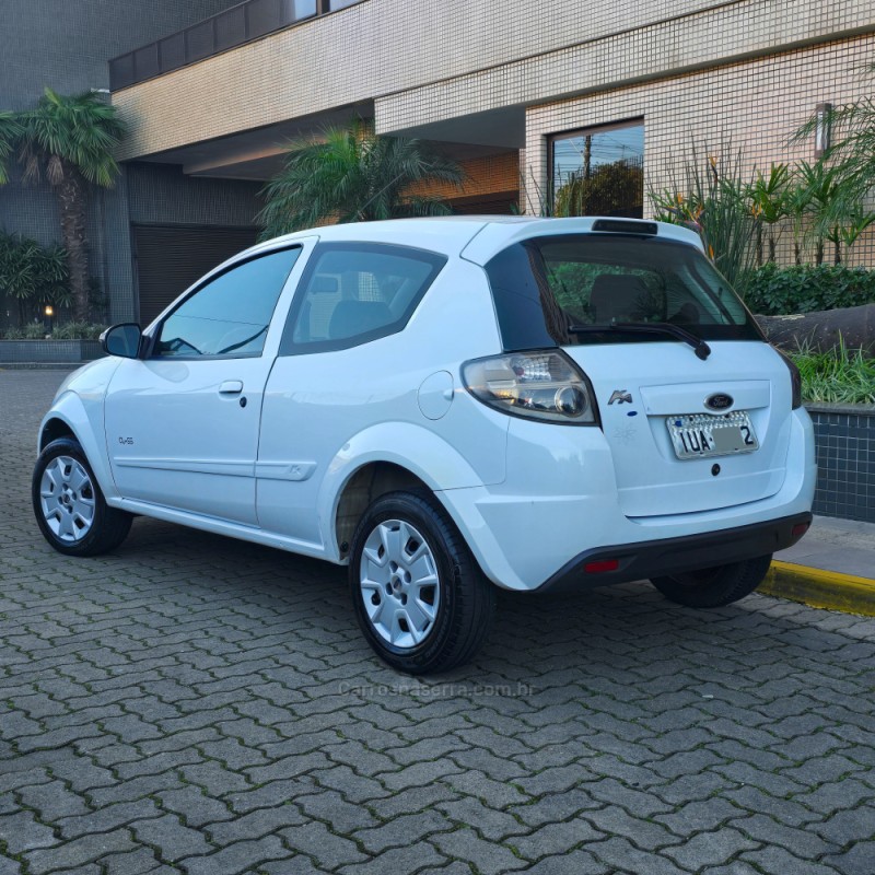 KA 1.0 MPI CLASS 8V FLEX 2P MANUAL - 2013 - BENTO GONçALVES