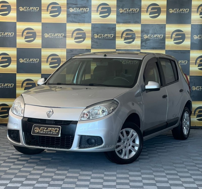 SANDERO 1.6 EXPRESSION 16V FLEX 4P MANUAL - 2011 - PORTãO