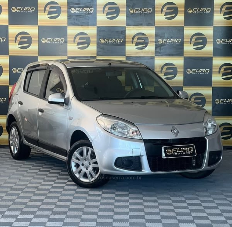 sandero 1.6 expression 16v flex 4p manual 2011 portao