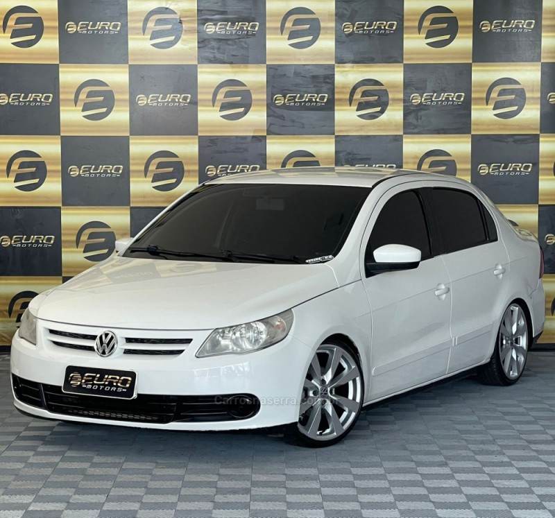 VOYAGE 1.0 MI 8V FLEX 4P MANUAL - 2009 - PORTãO