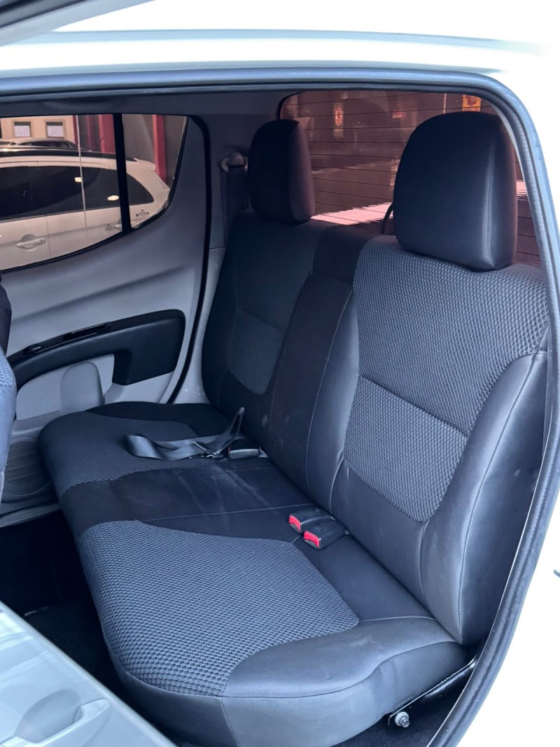L200 TRITON 3.2 GLX 4X4 CD 16V TURBO INTERCOLER DIESEL 4P MANUAL - 2013 - CAXIAS DO SUL