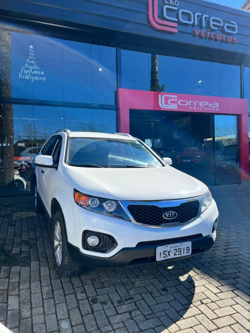 SORENTO 2.4 EX 4X2 16V GASOLINA 4P AUTOMÁTICO - 2012 - CANELA