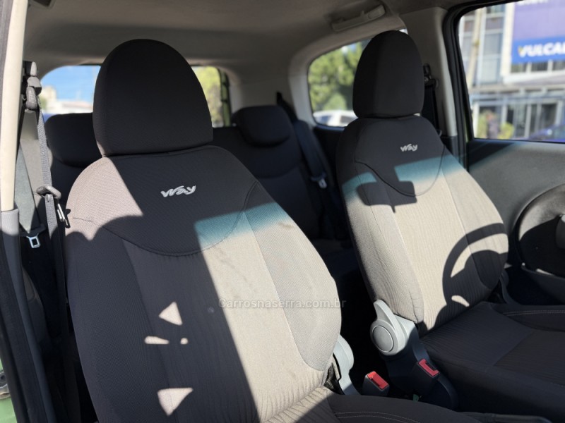 UNO 1.0 EVO WAY 8V FLEX 2P MANUAL - 2012 - PAROBé