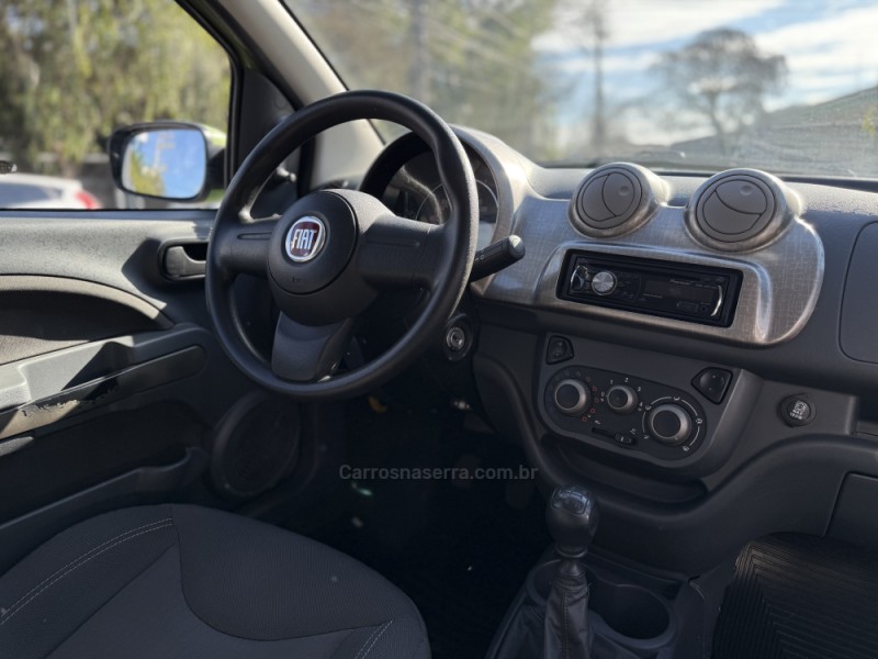UNO 1.0 EVO WAY 8V FLEX 2P MANUAL - 2012 - PAROBé