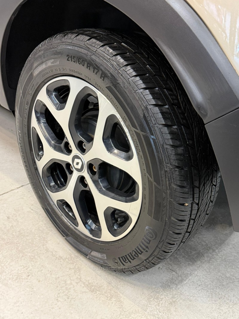 CAPTUR 1.3 INTENSE TURBO 16V FLEX 5P AUTOMÁTICO - 2022 - CAXIAS DO SUL