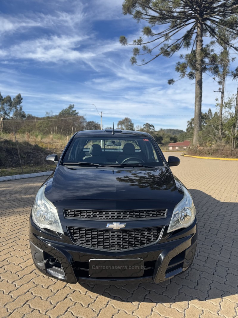 MONTANA 1.4 MPFI LS CS 8V FLEX 2P MANUAL