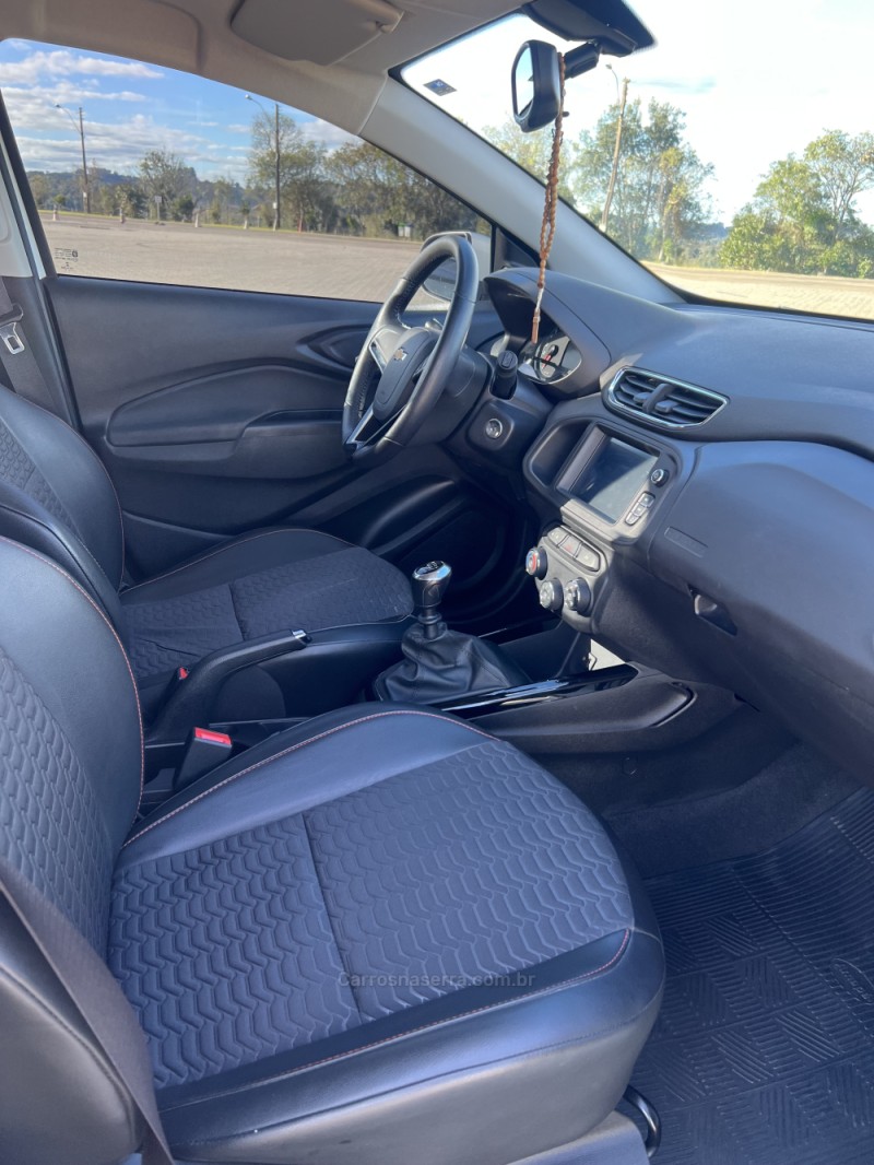 ONIX 1.4 MPFI LTZ 8V FLEX 4P MANUAL - 2017 - ANTôNIO PRADO