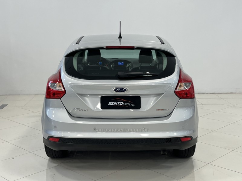 FOCUS 1.6 SE HATCH 16V FLEX 4P AUTOMÁTICO - 2014 - BENTO GONçALVES