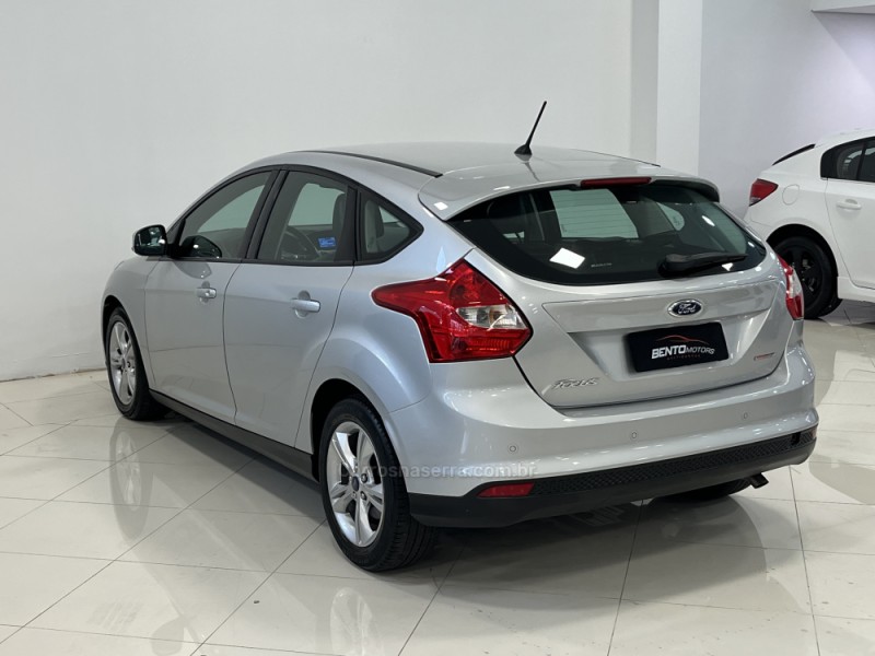 FOCUS 1.6 SE HATCH 16V FLEX 4P AUTOMÁTICO - 2014 - BENTO GONçALVES