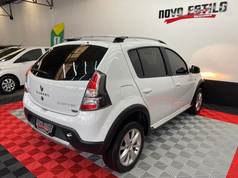 SANDERO 1.6 STEPWAY 16V FLEX 4P AUTOMÁTICO - 2014 - CAXIAS DO SUL