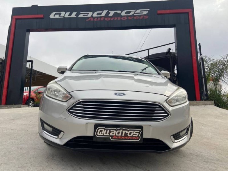 FOCUS 2.0 TITANIUM HATCH 16V FLEX 4P AUTOMÁTICO - 2016 - CAXIAS DO SUL