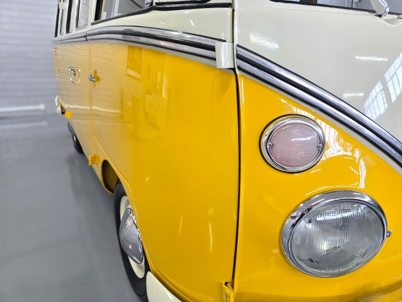 KOMBI 1.5 STANDARD 8V GASOLINA 4P MANUAL - 1975 - CAXIAS DO SUL