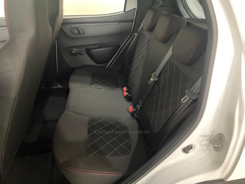 KWID 1.0 12V SCE FLEX ZEN MANUAL - 2023 - LAJEADO