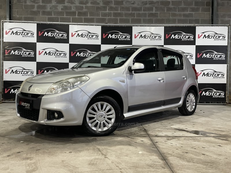 SANDERO 1.6 PRIVILÉGE 8V FLEX 4P MANUAL - 2013 - PAROBé