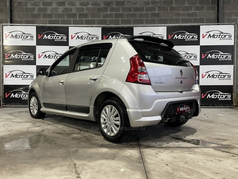 SANDERO 1.6 PRIVILÉGE 8V FLEX 4P MANUAL - 2013 - PAROBé