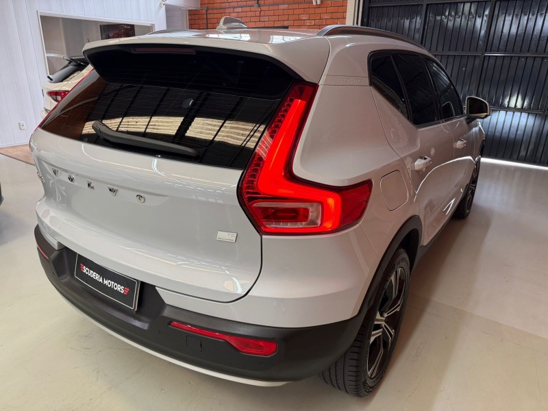 XC 40 1.5 T5 RECHARGE INSCRIPTION EXPRESSION HÍBRIDO 4P AUTOMÁTICO - 2021 - BENTO GONçALVES