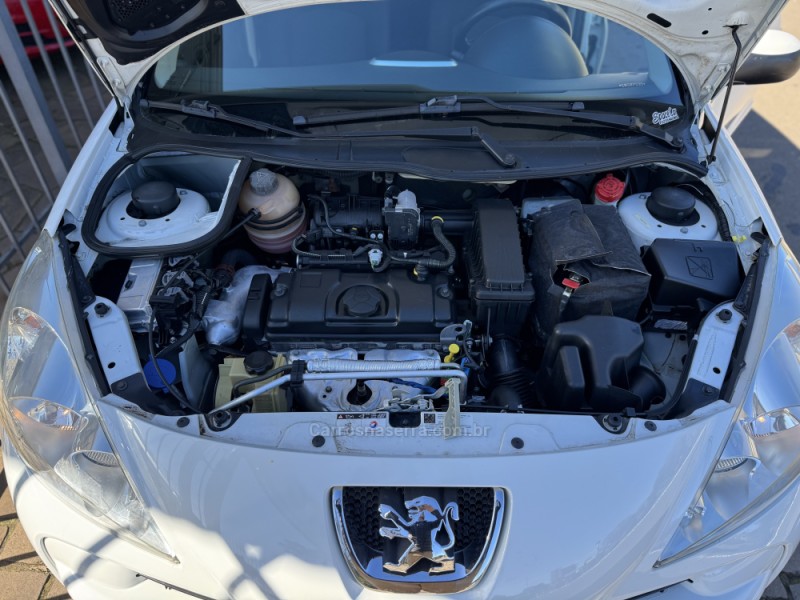 207 1.4 ACTIVE 8V FLEX 4P MANUAL - 2014 - NOVA PRATA