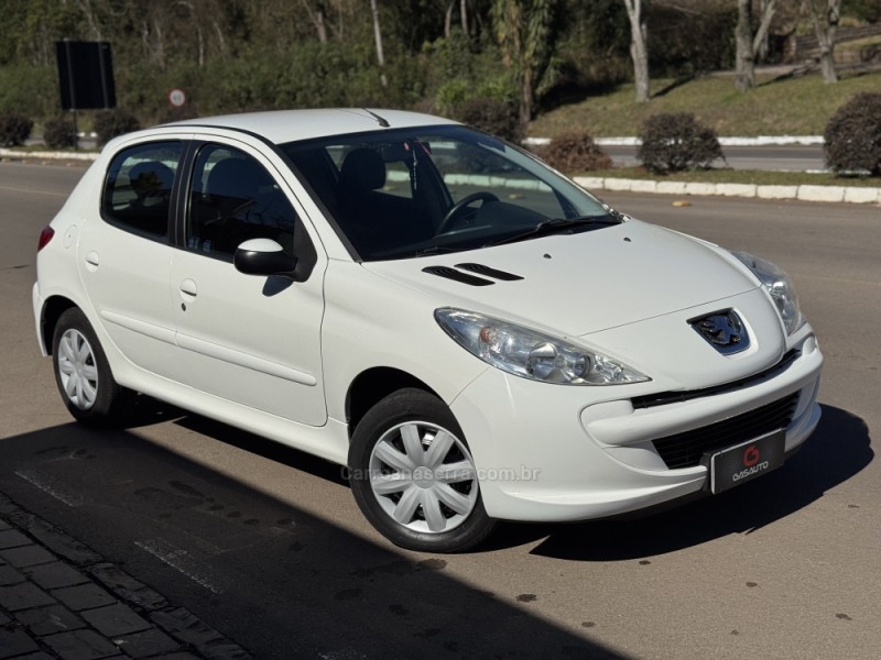 207 1.4 active 8v flex 4p manual 2014 nova prata