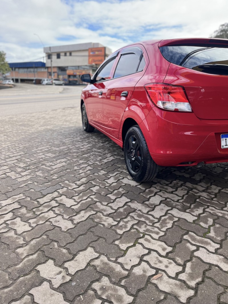 ONIX 1.0 MPFI LS 8V FLEX 4P MANUAL - 2015 - CAXIAS DO SUL