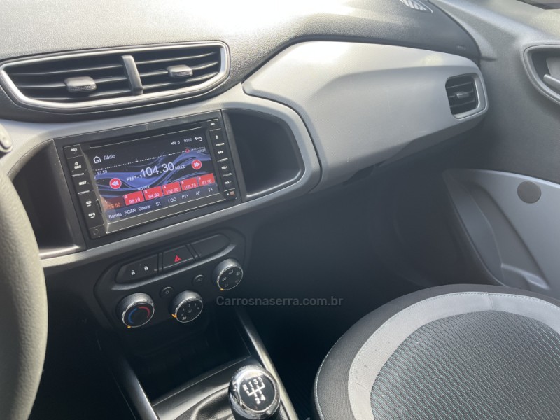 ONIX 1.0 MPFI LS 8V FLEX 4P MANUAL - 2015 - CAXIAS DO SUL
