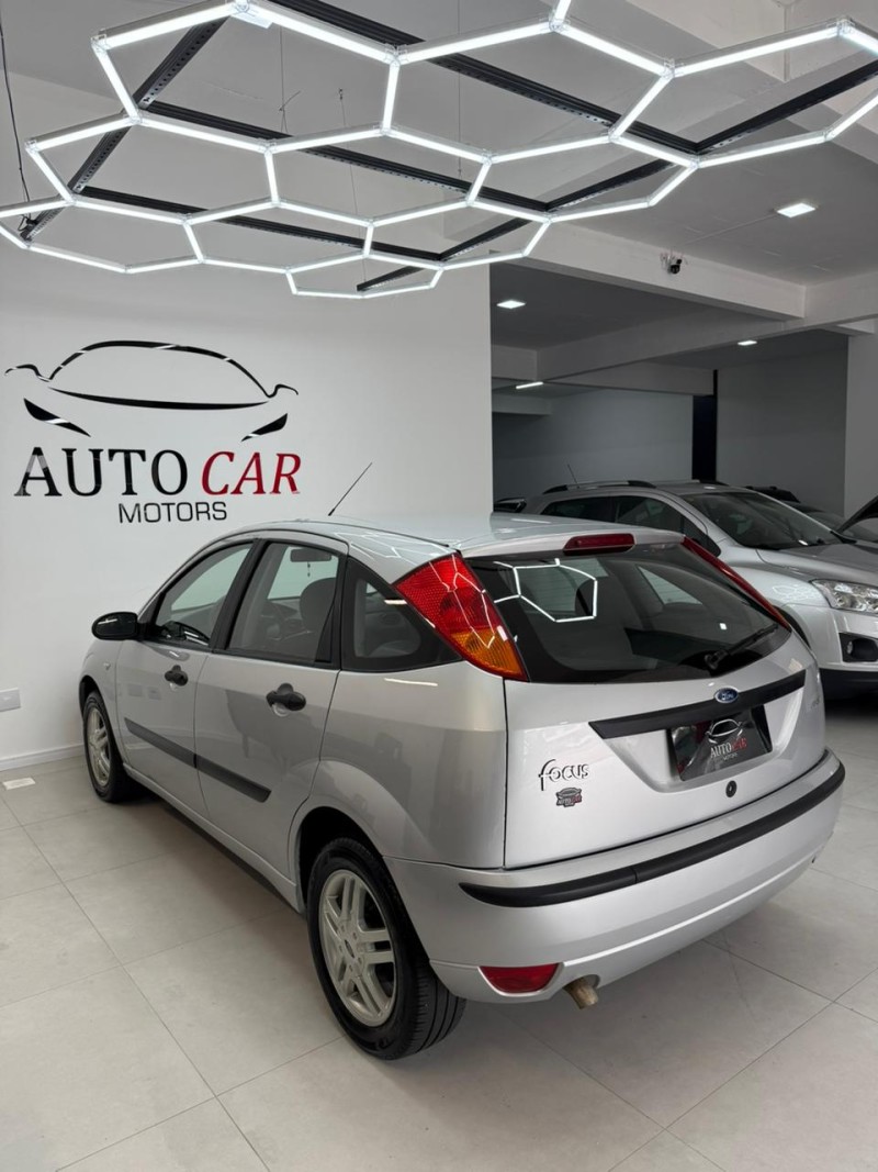 FOCUS 1.6 SE 8V FLEX 4P MANUAL - 2009 - CAXIAS DO SUL