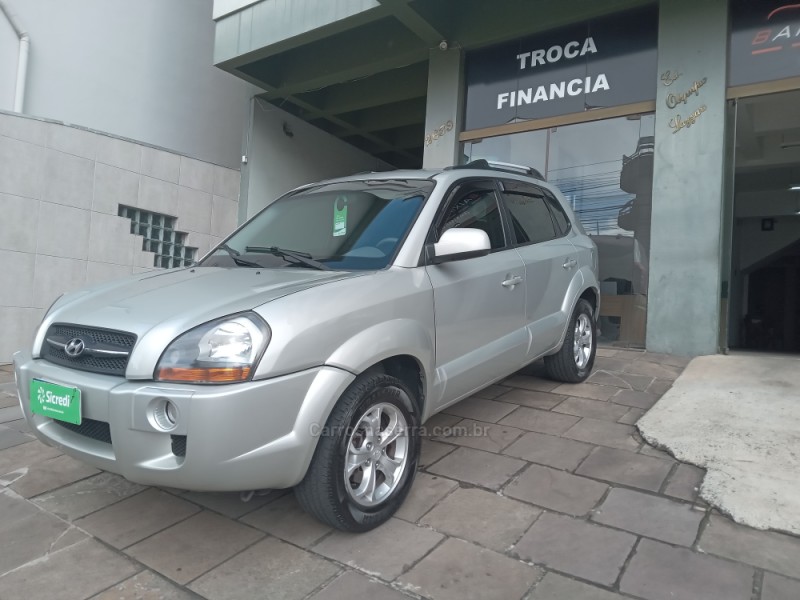 tucson 2.0 mpfi gls 16v 143cv 2wd flex 4p automatico 2013 garibaldi