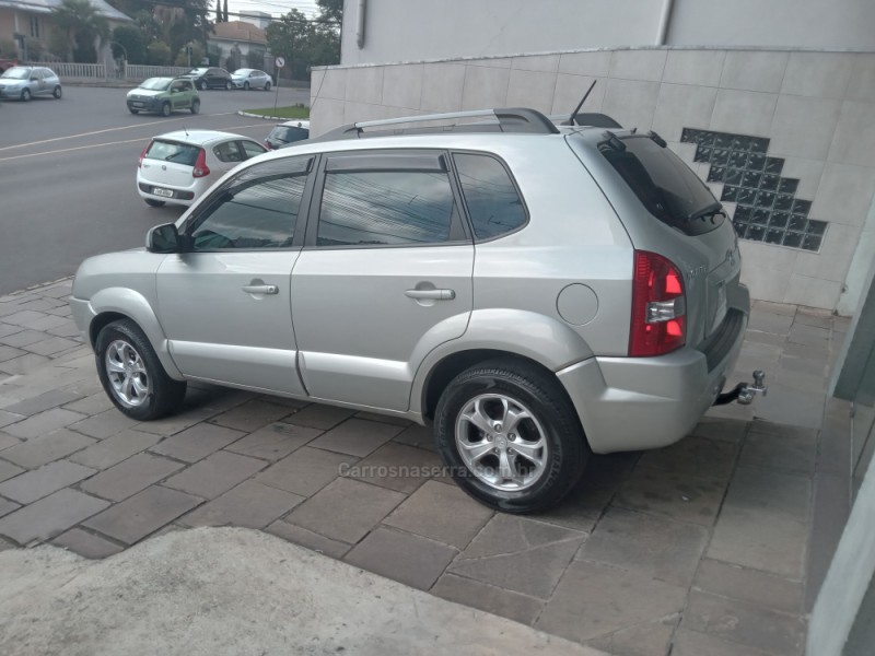 TUCSON 2.0 MPFI GLS 16V 143CV 2WD FLEX 4P AUTOMÁTICO - 2013 - GARIBALDI