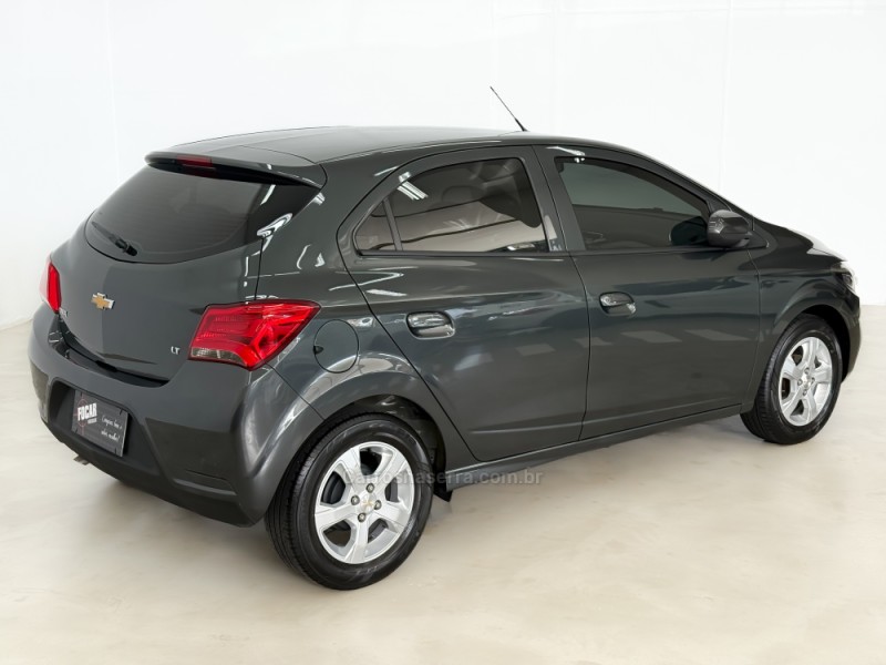 ONIX 1.4 MPFI LT 8V FLEX 4P MANUAL - 2019 - CAXIAS DO SUL