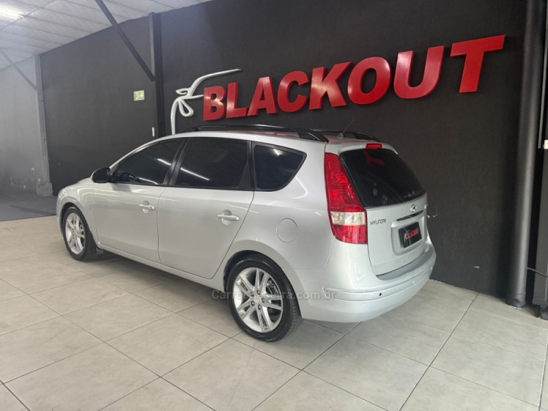 I30 CW 2.0 MPFI 16V GASOLINA 4P AUTOMATICO - 2011 - CAMPO BOM