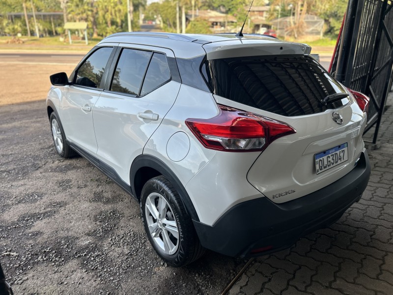 KICKS 1.6 S DIRECT 16V FLEX 4P AUTOMÁTICO - 2018 - SãO SEBASTIãO DO CAí