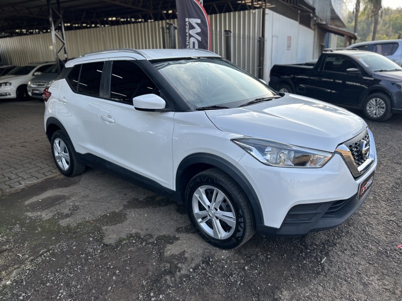 KICKS 1.6 S DIRECT 16V FLEX 4P AUTOMÁTICO - 2018 - SãO SEBASTIãO DO CAí