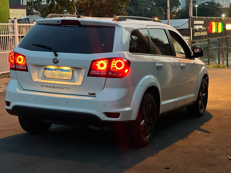 FREEMONT 2.4 PRECISION 16V GASOLINA 4P AUTOMÁTICO - 2012 - SãO LEOPOLDO