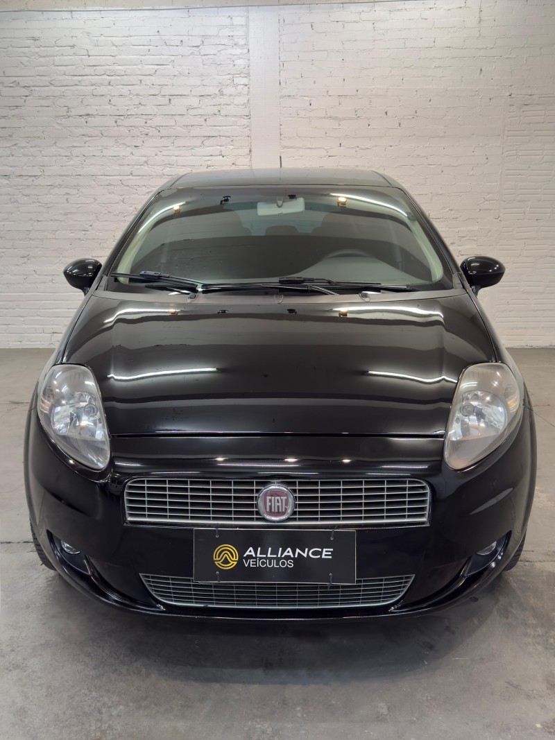PUNTO 1.4 ATTRACTIVE ITALIA 8V FLEX 4P MANUAL - 2012 - CAXIAS DO SUL