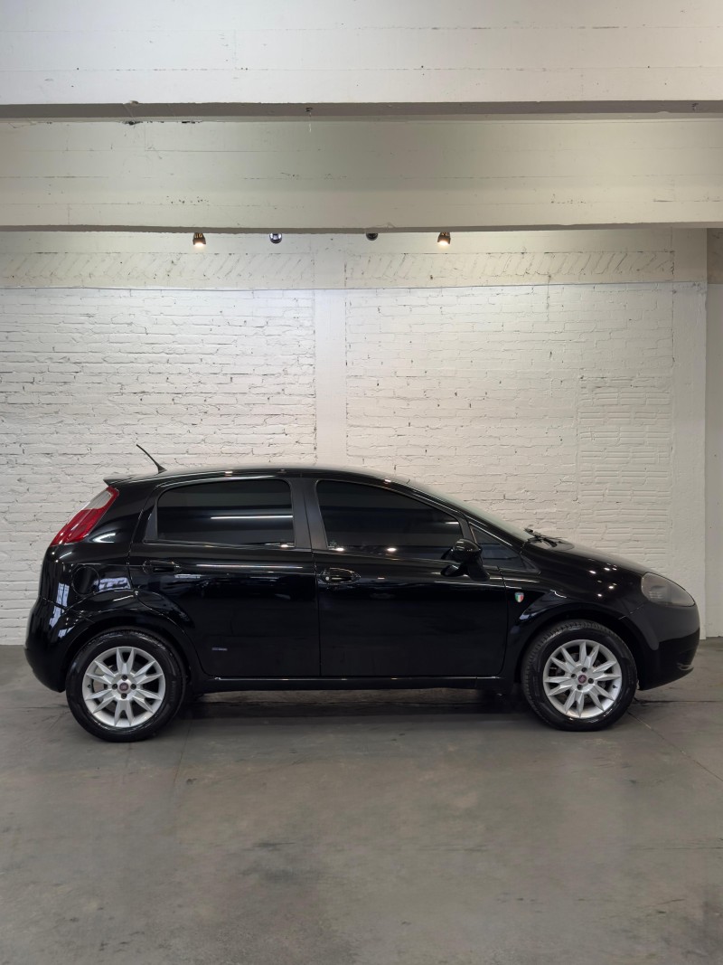 PUNTO 1.4 ATTRACTIVE ITALIA 8V FLEX 4P MANUAL - 2012 - CAXIAS DO SUL