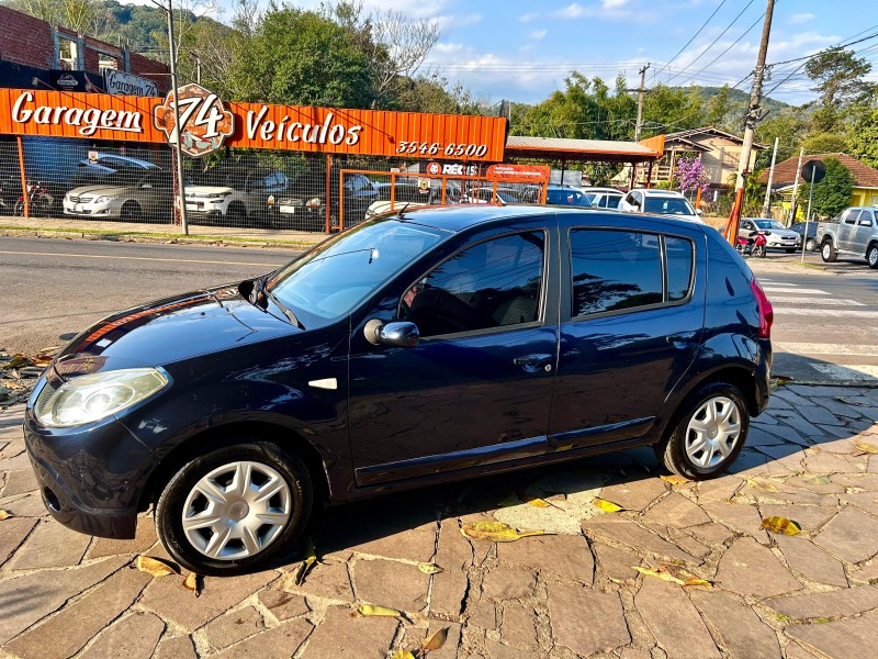 SANDERO 1.0 EXPRESSION 16V FLEX 4P MANUAL - 2008 - TRêS COROAS