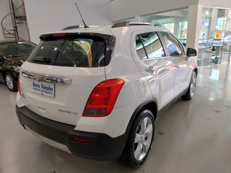TRACKER 1.8 MPFI LTZ 4X2 16V FLEX 4P AUTOMÁTICO - 2014 - BENTO GONçALVES